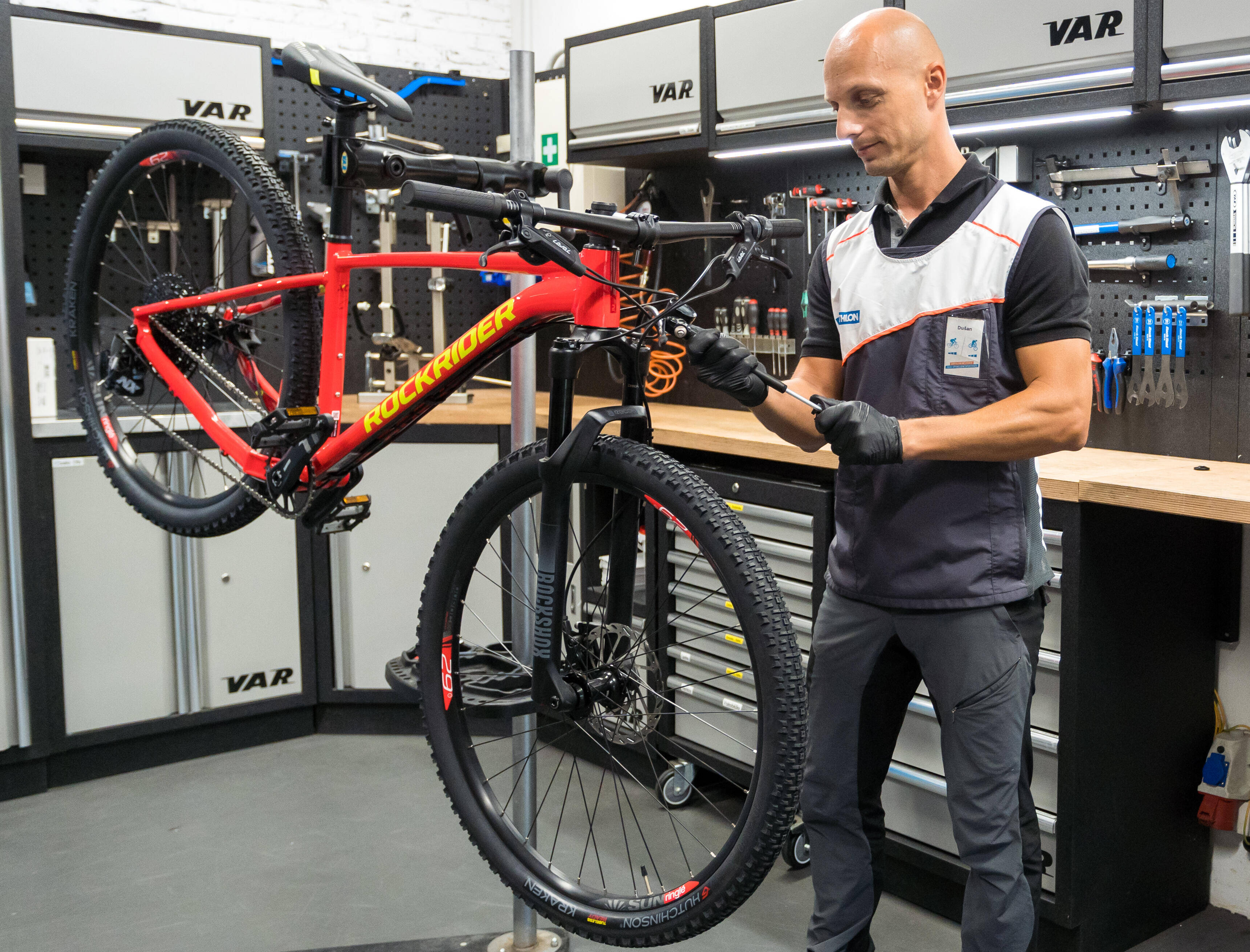 Serwis sprzętu sportowego Decathlon